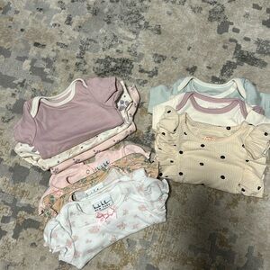 0-3, 3-6 M short sleeve bodysuits